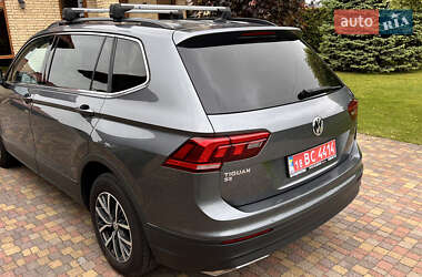 Внедорожник / Кроссовер Volkswagen Tiguan 2019 в 