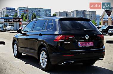 Позашляховик / Кросовер Volkswagen Tiguan 2019 в 