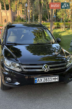 Внедорожник / Кроссовер Volkswagen Tiguan 2013 в Харькове