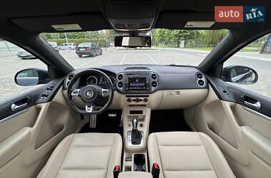 Позашляховик / Кросовер Volkswagen Tiguan 2016 в Луцьку