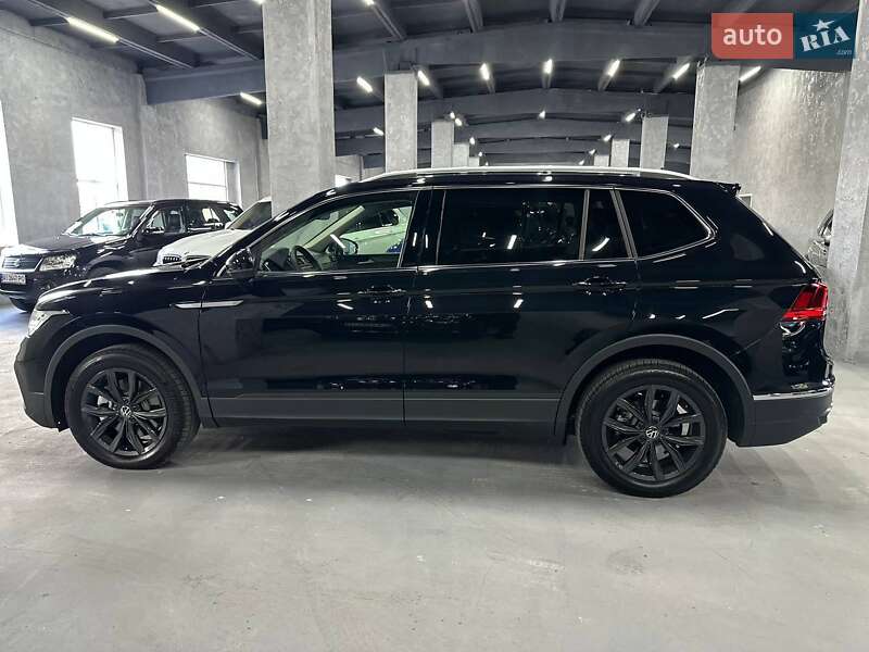 Внедорожник / Кроссовер Volkswagen Tiguan 2024 в Каменском