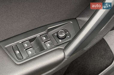 Внедорожник / Кроссовер Volkswagen Tiguan 2020 в 