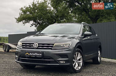 Внедорожник / Кроссовер Volkswagen Tiguan 2020 в 