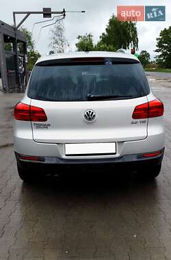 Позашляховик / Кросовер Volkswagen Tiguan 2014 в 