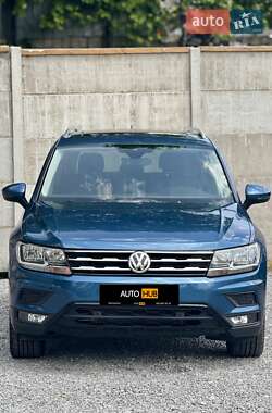 Внедорожник / Кроссовер Volkswagen Tiguan 2019 в 