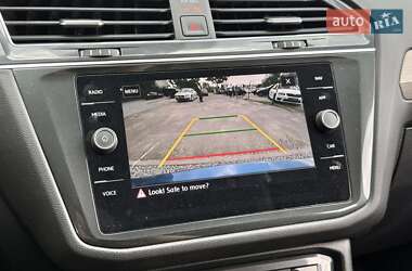 Внедорожник / Кроссовер Volkswagen Tiguan 2019 в 