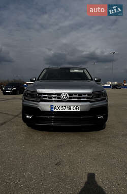 Внедорожник / Кроссовер Volkswagen Tiguan 2019 в Харькове