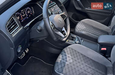 Позашляховик / Кросовер Volkswagen Tiguan 2023 в 
