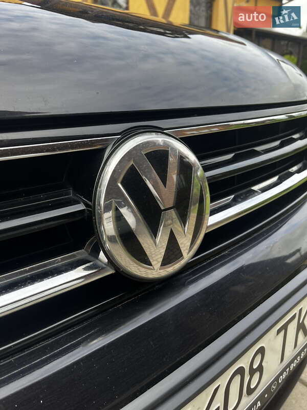 Позашляховик / Кросовер Volkswagen Tiguan 2016 в Львові