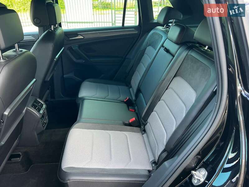 Внедорожник / Кроссовер Volkswagen Tiguan 2020 в Ужгороде