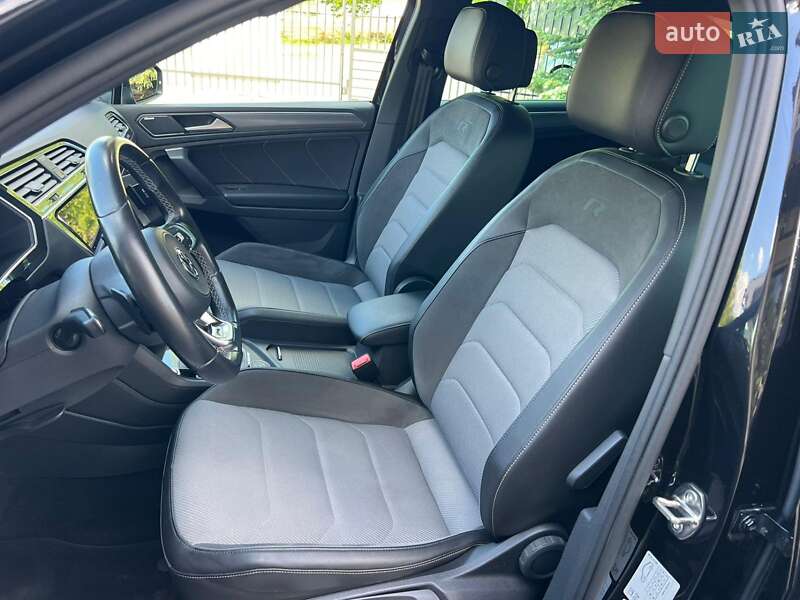 Внедорожник / Кроссовер Volkswagen Tiguan 2020 в Ужгороде