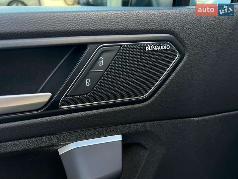 Внедорожник / Кроссовер Volkswagen Tiguan 2020 в Ужгороде