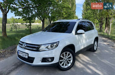 Внедорожник / Кроссовер Volkswagen Tiguan 2014 в Житомире