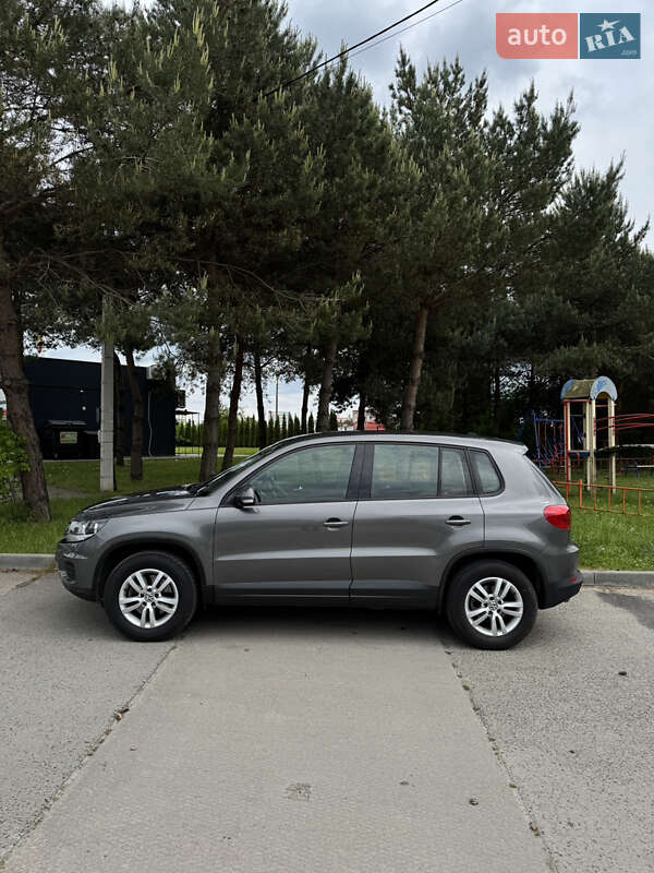 Внедорожник / Кроссовер Volkswagen Tiguan 2013 в Львове