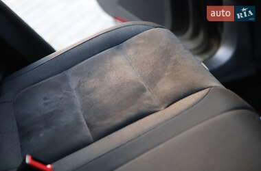 Позашляховик / Кросовер Volkswagen Tiguan 2014 в 