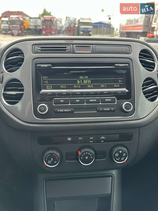 Внедорожник / Кроссовер Volkswagen Tiguan 2012 в Львове