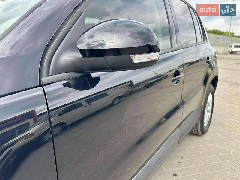 Внедорожник / Кроссовер Volkswagen Tiguan 2012 в Львове