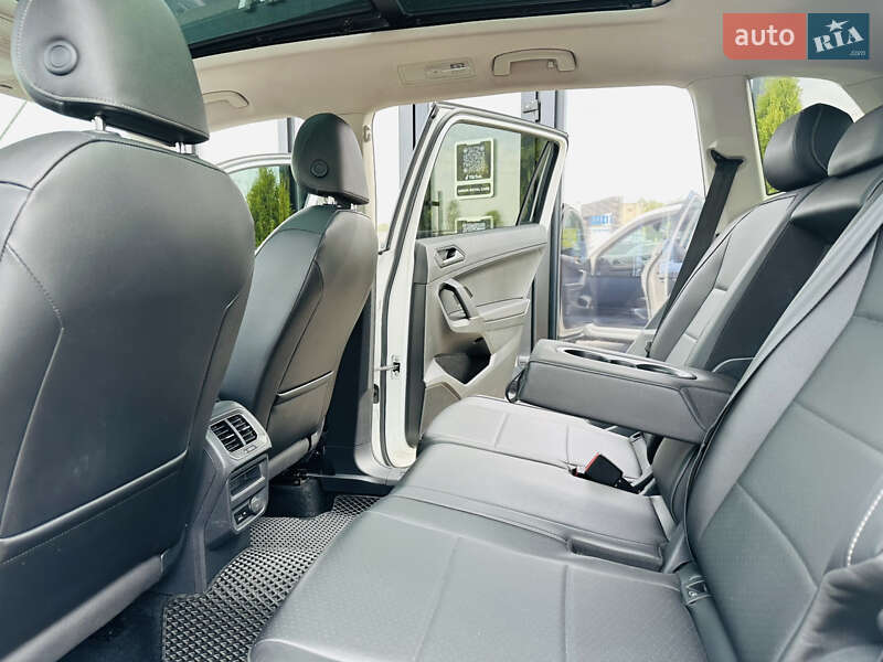 Внедорожник / Кроссовер Volkswagen Tiguan 2018 в Харькове