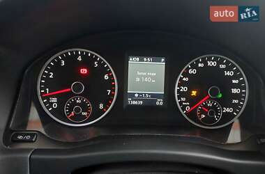 Позашляховик / Кросовер Volkswagen Tiguan 2012 в 