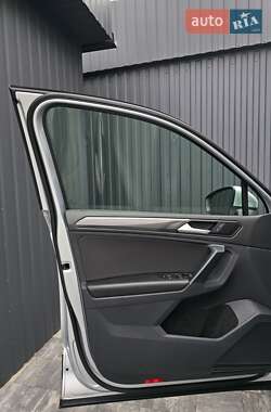 Внедорожник / Кроссовер Volkswagen Tiguan 2020 в 