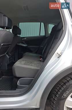 Внедорожник / Кроссовер Volkswagen Tiguan 2020 в 