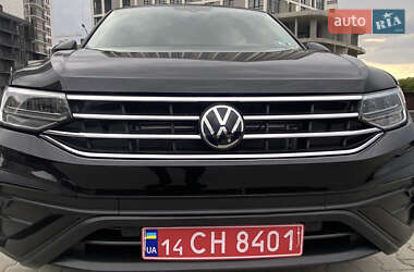 Внедорожник / Кроссовер Volkswagen Tiguan 2023 в 
