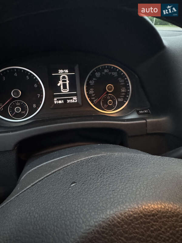 Внедорожник / Кроссовер Volkswagen Tiguan 2016 в Белой Церкви