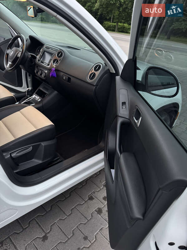 Внедорожник / Кроссовер Volkswagen Tiguan 2016 в Белой Церкви
