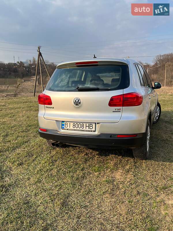 Внедорожник / Кроссовер Volkswagen Tiguan 2011 в Полтаве фото 7 Внедорожник / Кроссовер Volkswagen Tiguan 2011 в Полтаве