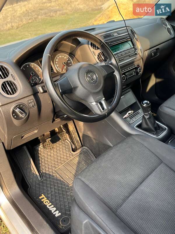 Внедорожник / Кроссовер Volkswagen Tiguan 2011 в Полтаве фото 16 Внедорожник / Кроссовер Volkswagen Tiguan 2011 в Полтаве