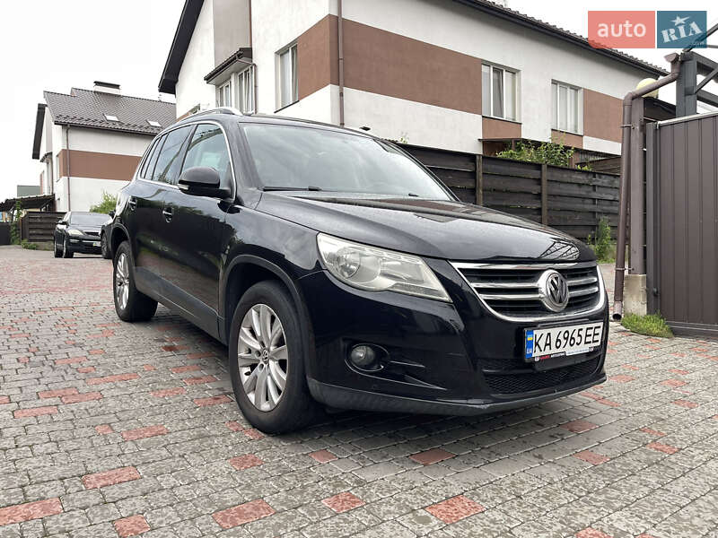 Внедорожник / Кроссовер Volkswagen Tiguan 2008 в Киеве