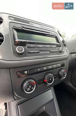 Внедорожник / Кроссовер Volkswagen Tiguan 2013 в Львове