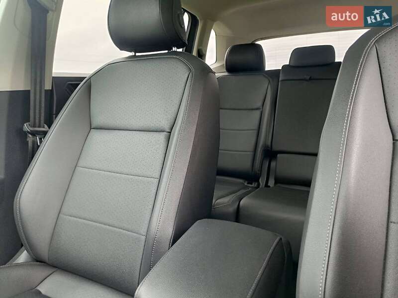 Внедорожник / Кроссовер Volkswagen Tiguan 2020 в Харькове