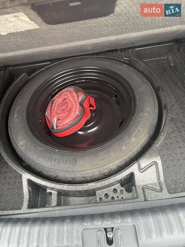 Внедорожник / Кроссовер Volkswagen Tiguan 2012 в Ивано-Франковске