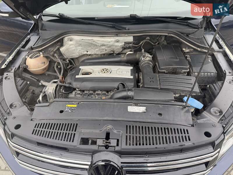 Внедорожник / Кроссовер Volkswagen Tiguan 2012 в Ивано-Франковске