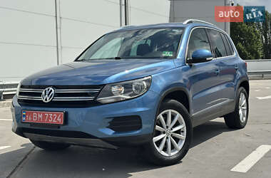 Позашляховик / Кросовер Volkswagen Tiguan 2016 в Києві