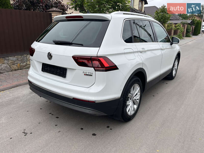 Внедорожник / Кроссовер Volkswagen Tiguan 2017 в Виннице