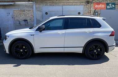 Позашляховик / Кросовер Volkswagen Tiguan 2020 в Ужгороді
