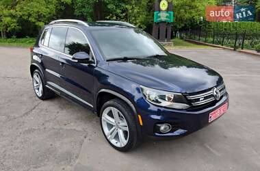 Позашляховик / Кросовер Volkswagen Tiguan 2016 в Дубні