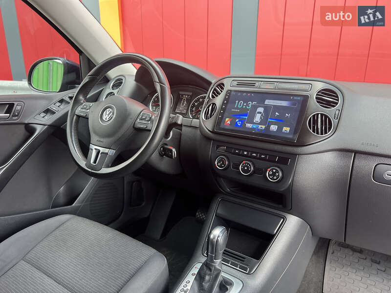 Внедорожник / Кроссовер Volkswagen Tiguan 2014 в Киеве