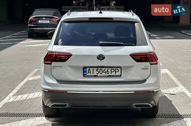 Внедорожник / Кроссовер Volkswagen Tiguan 2018 в 