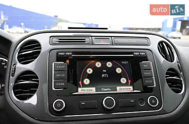 Внедорожник / Кроссовер Volkswagen Tiguan 2014 в 