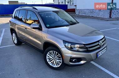 Позашляховик / Кросовер Volkswagen Tiguan 2016 в Тернополі