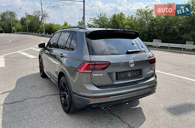 Внедорожник / Кроссовер Volkswagen Tiguan 2020 в 