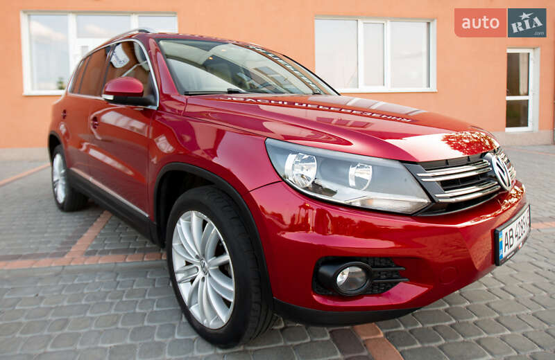 Внедорожник / Кроссовер Volkswagen Tiguan 2013 в 