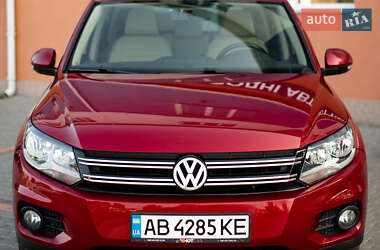 Внедорожник / Кроссовер Volkswagen Tiguan 2013 в 