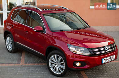 Внедорожник / Кроссовер Volkswagen Tiguan 2013 в 