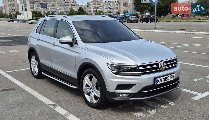 Внедорожник / Кроссовер Volkswagen Tiguan 2020 в 