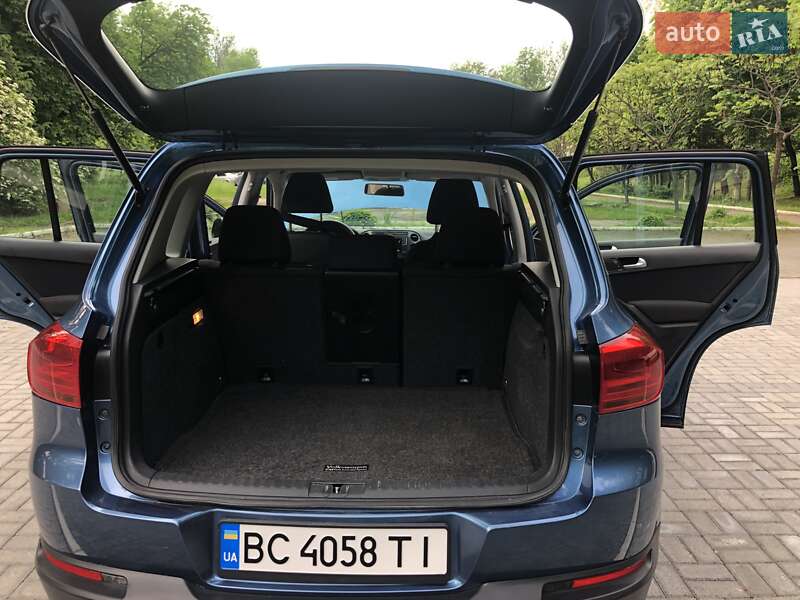 Внедорожник / Кроссовер Volkswagen Tiguan 2017 в Дрогобыче