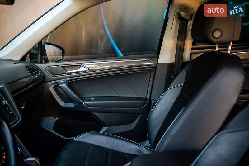 Позашляховик / Кросовер Volkswagen Tiguan 2019 в Луцьку